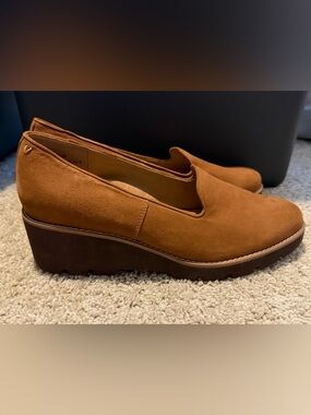 Vionic Willa Wedge Loafer Suede Slip On Comfort Womens Size 13